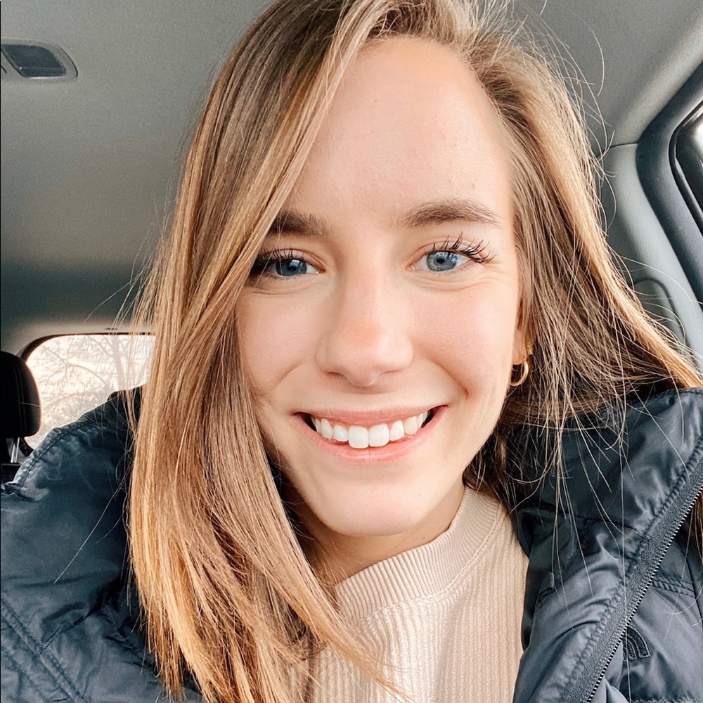 Meet your Posher, Gabi